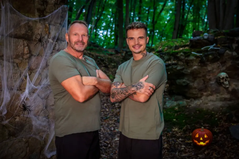 #CoupleChallenge – Halloween Edition: Brian zieht mit seinem Vater Rollo ins Camp und sorgt für Unruhe