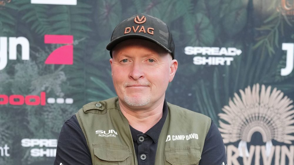 Joey sieht Surviving Amazonas und 7 vs. Wild als völlig verschieden