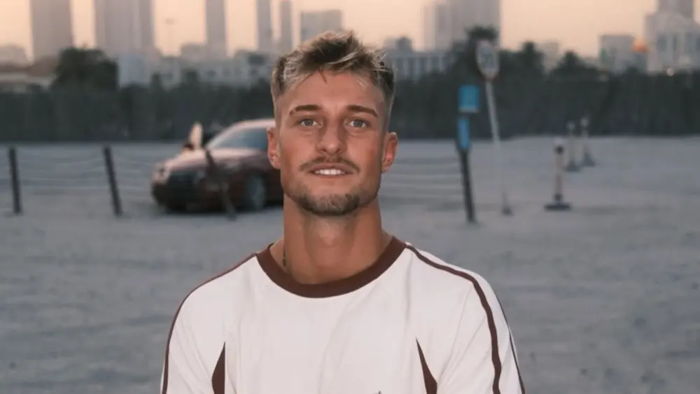 Laurenz Pesch landete nach Festival in der Notaufnahme