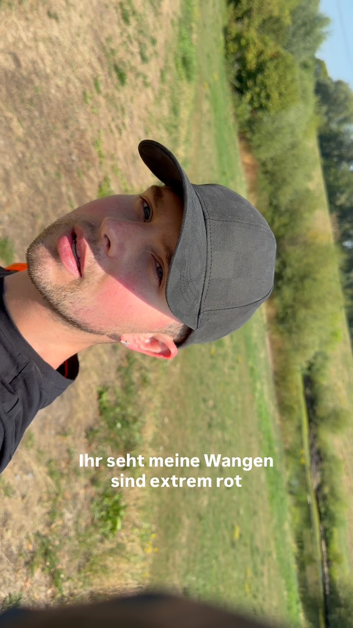Vor Abreise zu „7 vs. Wild“: Mike trainiert mit Boxhandschuhen das Feuermachen