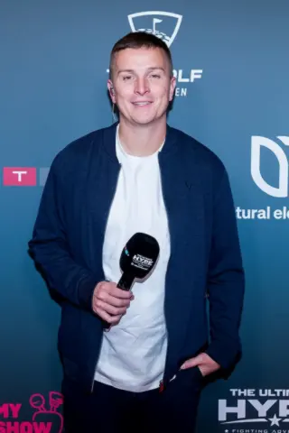 Aaron Troschke