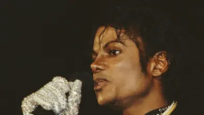 Marlon Jackson enthüllt Ursprung von Michael Jacksons Glitzerhandschuh