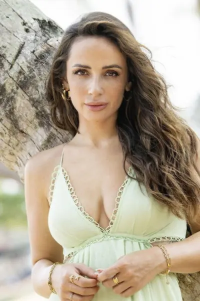 Jennifer Saro