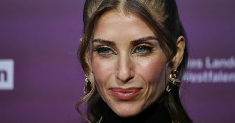Cathy Hummels nervt überquellender Abfall im Viertel und kontaktiert Behörden