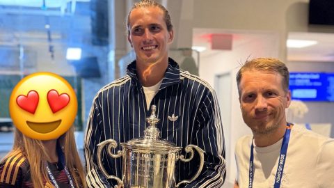 „Den Pokal hochhalten ist maximal daneben“: Oliver erntet Kritik für Zverev-Foto
